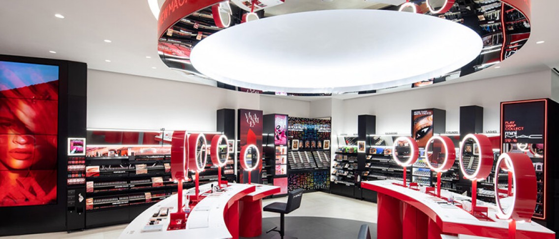 Voilàp Digital: I migliori format Smart Retail - MAC COSMETICS